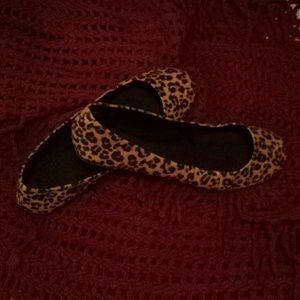 Leopard print flats